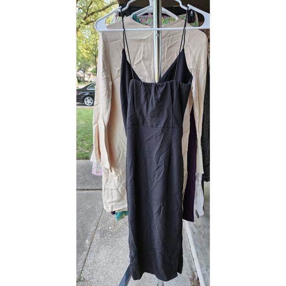 PrettyLittleThing Black Strappy Cut Out Split Hem Midi Dress 6 - Picture 3 of 8